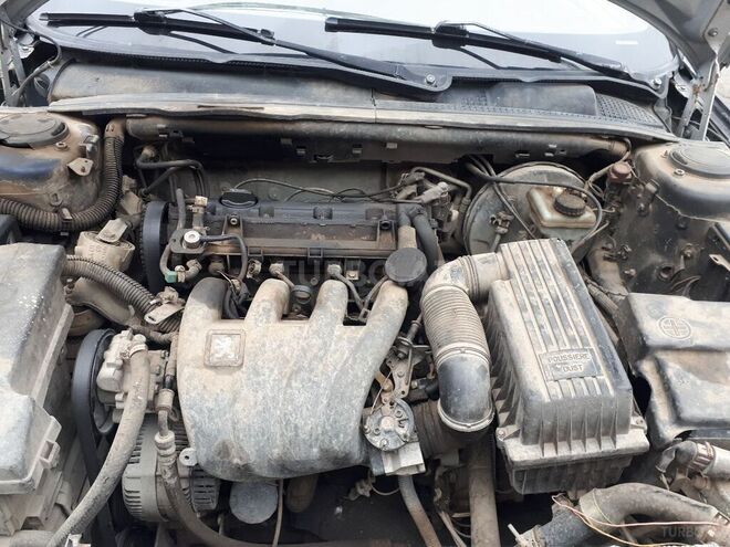 Peugeot 406 1998, 260,000 km - 2.0 л - Astara