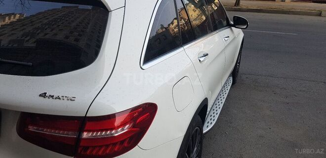 Mercedes  2018, 38,000 km - 2.0 л - Bakı