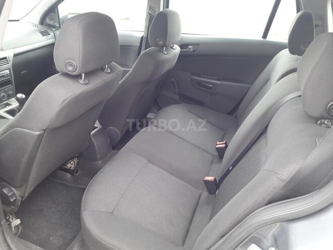 Opel Astra 2005, 234,000 km - 1.7 л - Bakı
