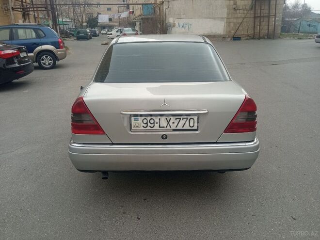 Mercedes C 180 1993, 211,318 km - 1.8 l - Bakı