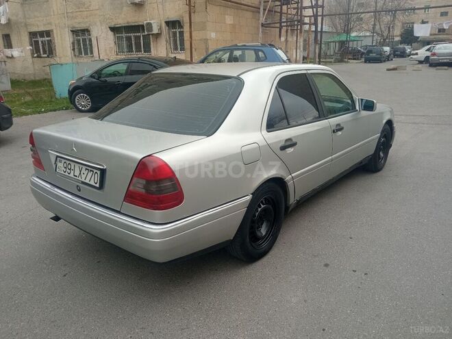 Mercedes C 180 1993, 211,318 km - 1.8 l - Bakı