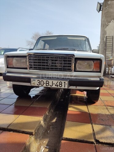 LADA (VAZ) 2107 2005, 112,480 km - 1.6 l - Salyan