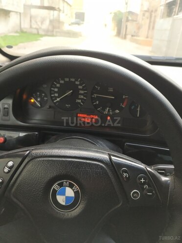 BMW 523 1996, 325,000 km - 2.5 l - Bakı