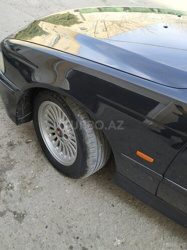 BMW 523 1996, 325,000 km - 2.5 l - Bakı