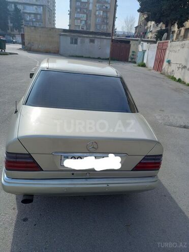 Mercedes E 200 1994, 465,000 km - 2.0 l - Bakı
