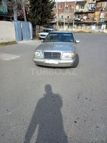 Mercedes E 200 1994, 465,000 km - 2.0 l - Bakı