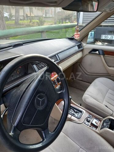 Mercedes E 200 1994, 465,000 km - 2.0 l - Bakı