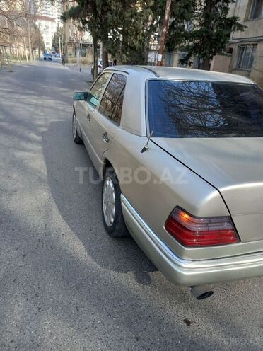 Mercedes E 200 1994, 465,000 km - 2.0 l - Bakı