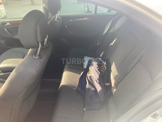 Mercedes C 220 2002, 254,541 km - 2.2 l - Bakı
