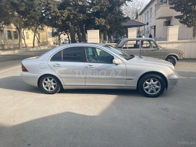 Mercedes C 220 2002, 254,541 km - 2.2 l - Bakı