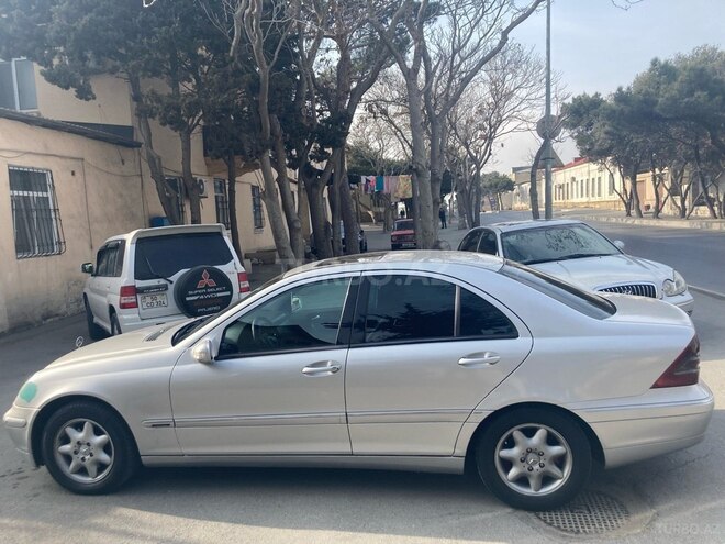 Mercedes C 220 2002, 254,541 km - 2.2 l - Bakı
