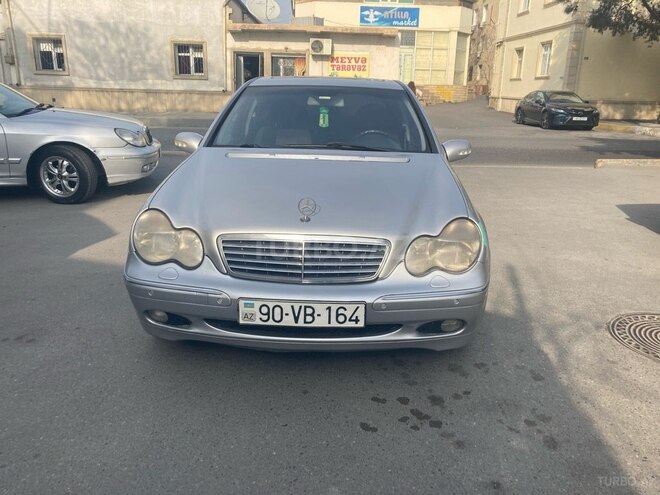 Mercedes C 220 2002, 254,541 km - 2.2 l - Bakı