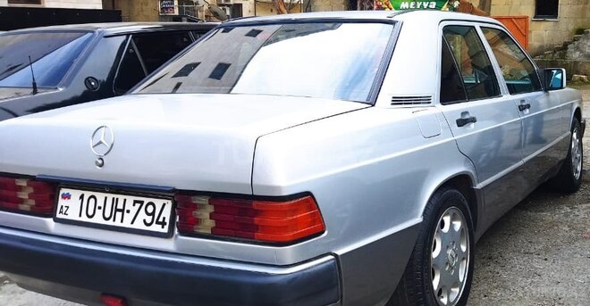Mercedes 190 1990, 250,000 km - 2.3 л - Bakı