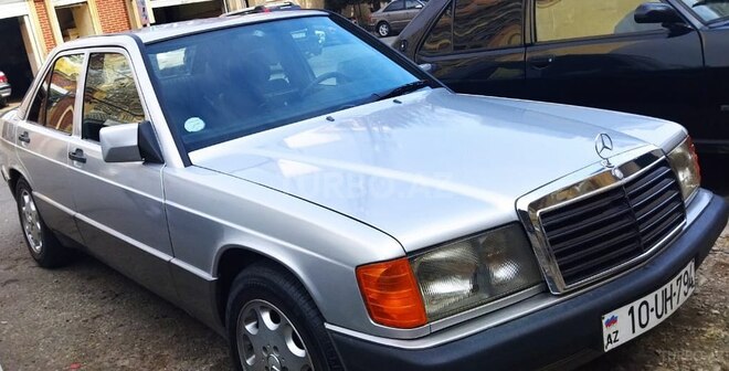 Mercedes 190 1990, 250,000 km - 2.3 л - Bakı