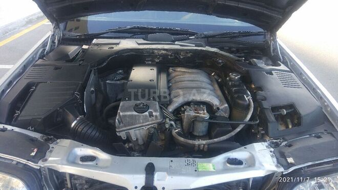 Mercedes E 220 2004, 450,000 km - 2.2 l - Sumqayıt