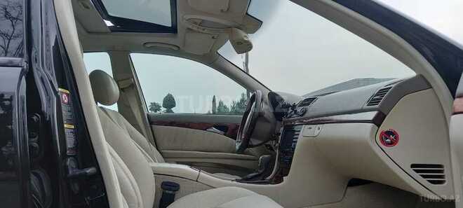 Mercedes E 320 2003, 265,437 km - 3.2 l - Masallı