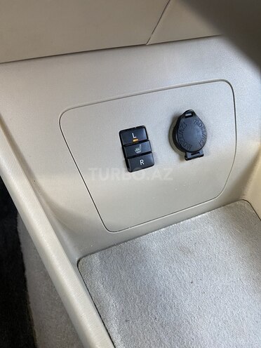 Toyota Prius 2010, 178,000 km - 1.8 l - Bakı