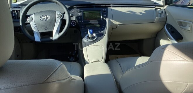 Toyota Prius 2010, 178,000 km - 1.8 l - Bakı