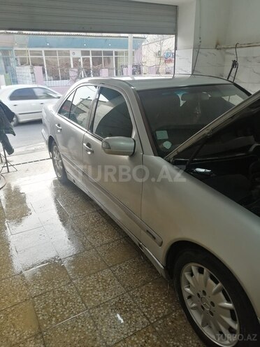 Mercedes E 220 2000, 520,000 km - 2.2 l - Bakı