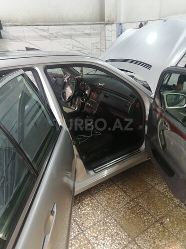 Mercedes E 220 2000, 520,000 km - 2.2 l - Bakı
