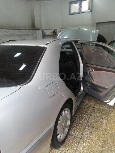 Mercedes E 220 2000, 520,000 km - 2.2 l - Bakı