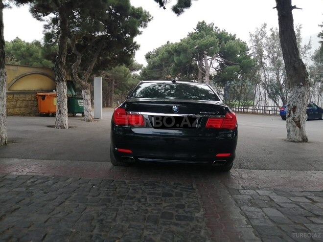 BMW 750 2010, 147,500 km - 4.4 l - Bakı