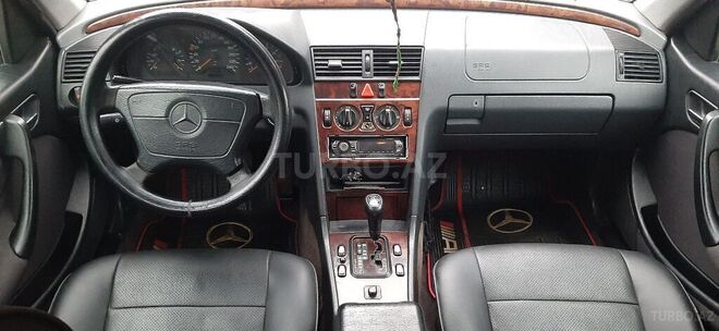 Mercedes C 180 1997, 215,000 km - 1.8 l - Sumqayıt