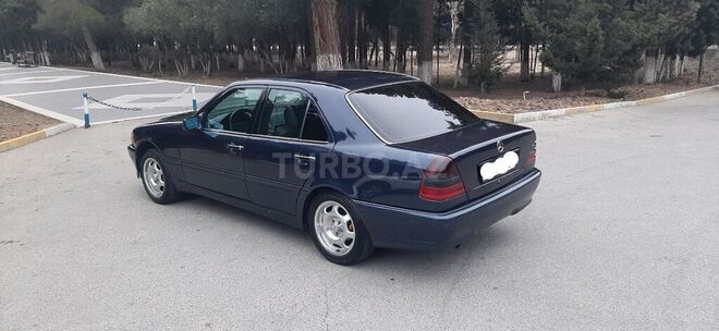 Mercedes C 180 1997, 215,000 km - 1.8 l - Sumqayıt