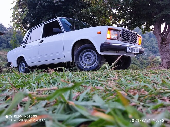 LADA (VAZ) 2107 2010, 100,000 km - 1.6 l - Astara