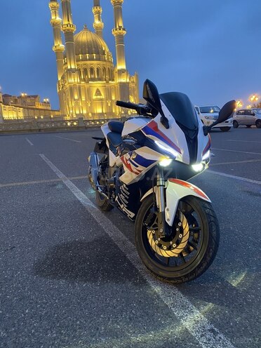 Bajaj Dominar 400 2021, 400 km - 0.0 l - Xırdalan