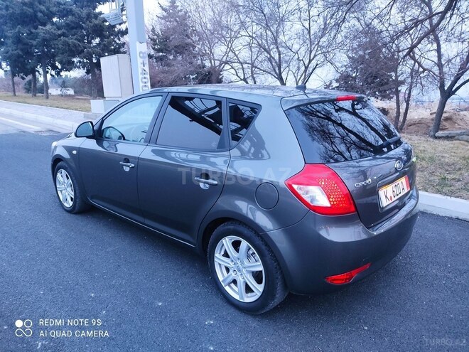 Kia Ceed 2010, 177,000 km - 1.6 l - Bakı
