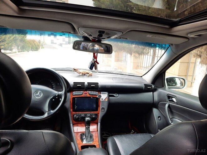 Mercedes C 220 2001, 338,000 km - 2.2 л - Bakı