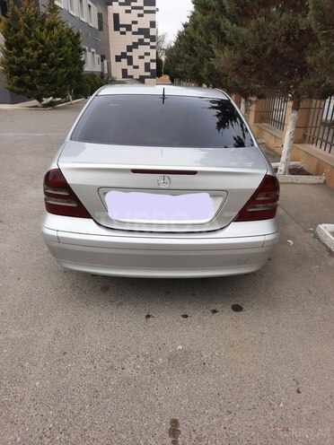 Mercedes C 220 2001, 338,000 km - 2.2 л - Bakı