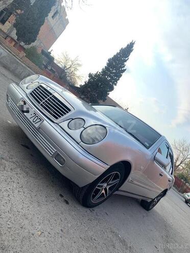 Mercedes E 280 1998, 320,000 km - 2.8 л - Gəncə