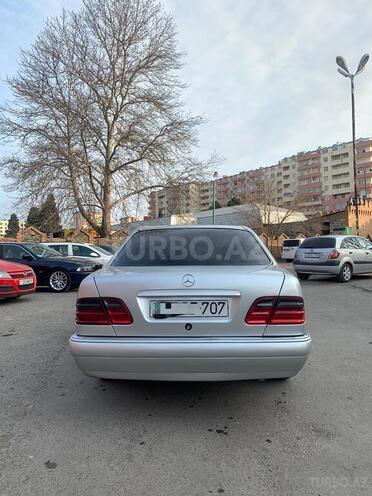 Mercedes E 280 1998, 320,000 km - 2.8 л - Gəncə