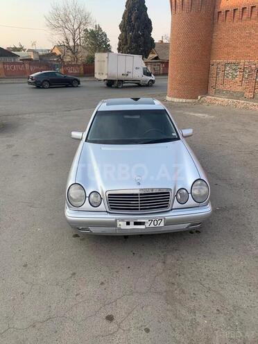 Mercedes E 280 1998, 320,000 km - 2.8 л - Gəncə