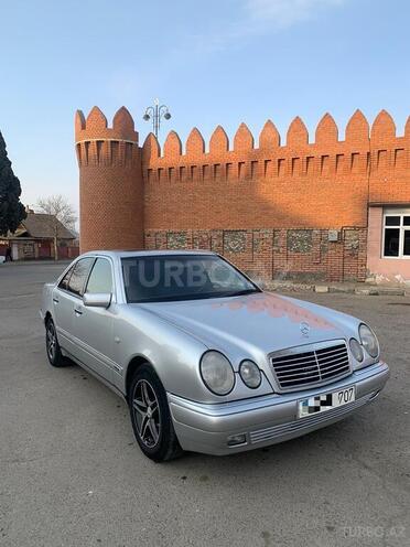 Mercedes E 280 1998, 320,000 km - 2.8 л - Gəncə