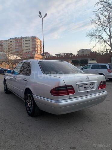 Mercedes E 280 1998, 320,000 km - 2.8 л - Gəncə