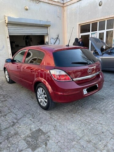 Opel Astra 2006, 200,000 km - 1.3 л - Bakı