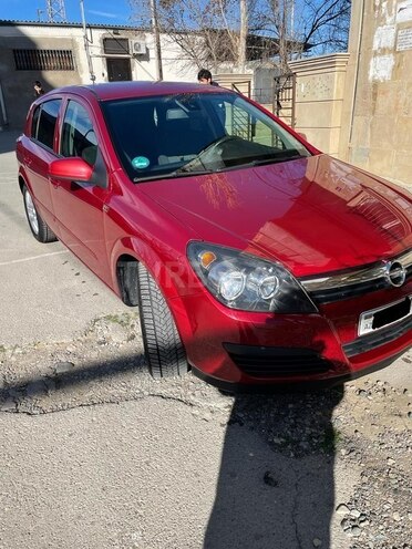 Opel Astra 2006, 200,000 km - 1.3 л - Bakı