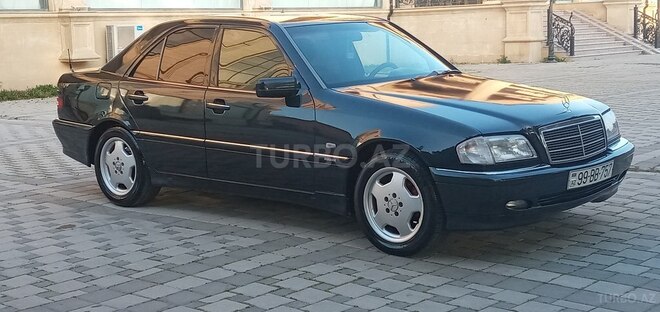 Mercedes C 240 1998, 237,000 km - 2.4 l - Sumqayıt