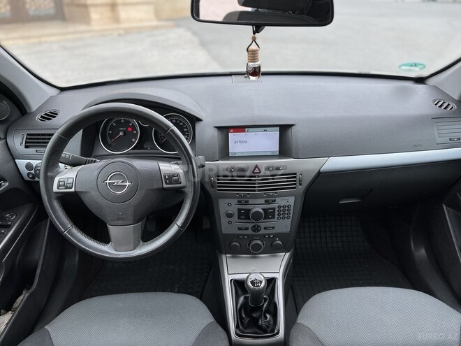 Opel Astra 2005, 156,000 km - 1.3 l - Bakı