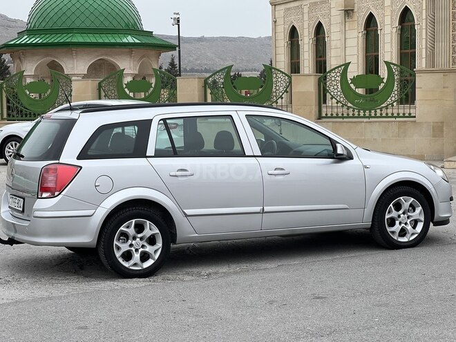 Opel Astra 2005, 156,000 km - 1.3 l - Bakı