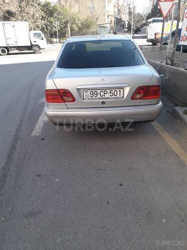 Mercedes E 240 1998, 427,562 km - 2.4 l - Bakı