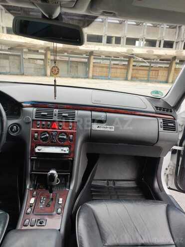 Mercedes E 270 2000, 518,000 km - 2.7 l - Sumqayıt