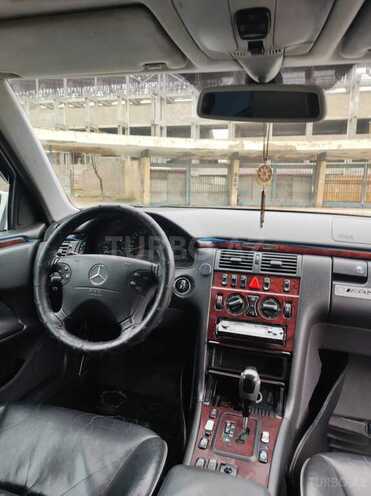 Mercedes E 270 2000, 518,000 km - 2.7 l - Sumqayıt