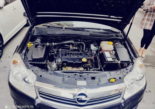 Opel Astra 2008, 195,000 km - 1.4 l - Bakı