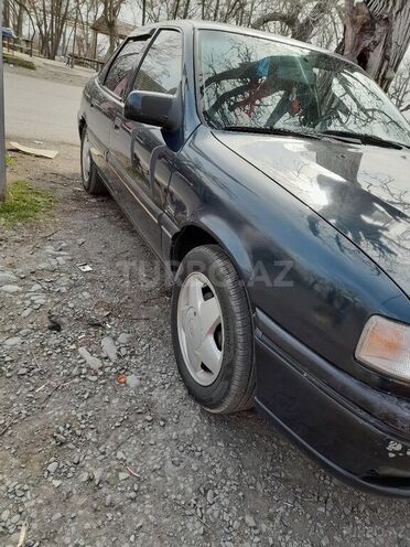 Opel Vectra 1994, 316,654 km - 2.0 l - Qax