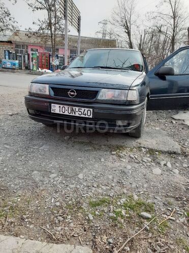 Opel Vectra 1994, 316,654 km - 2.0 l - Qax