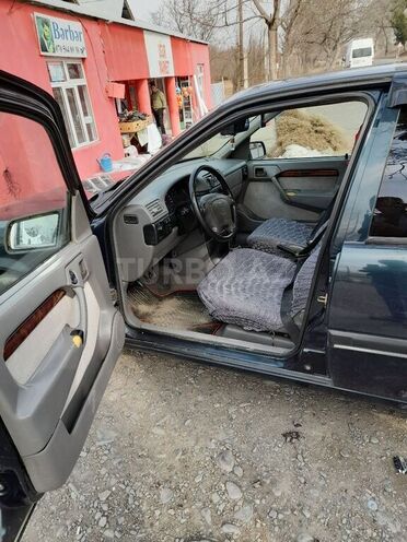 Opel Vectra 1994, 316,654 km - 2.0 l - Qax